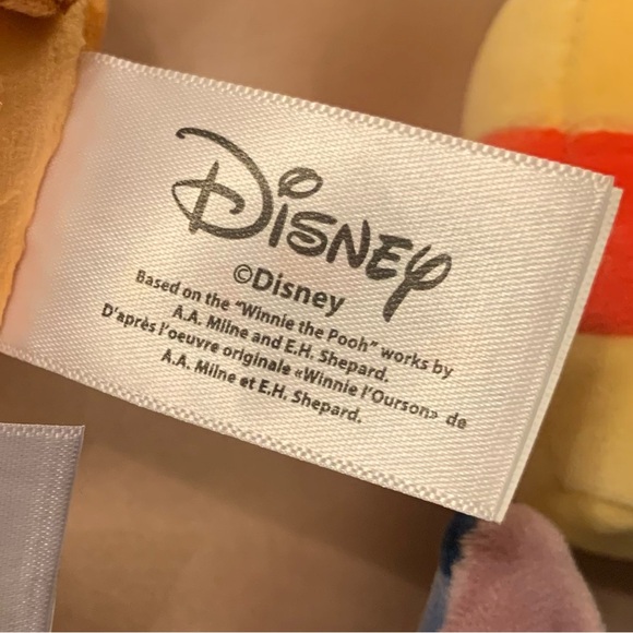 Disney Mini Squishmallow - Picture 4 of 4